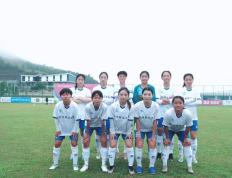 关于女足比赛球员做客校园，助力学生足球运动的信息